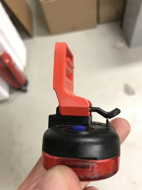 Adapter Gắn Yên Fizik ICS Cho Đèn Planet Bike / SMART - Image 5