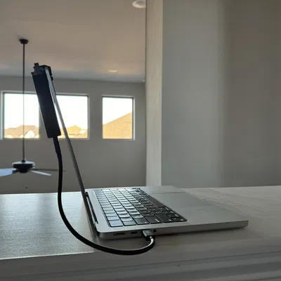 Kẹp Màn Hình MacBook Pro T5 EVO