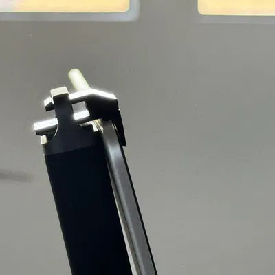 Kẹp Màn Hình MacBook Pro T5 EVO