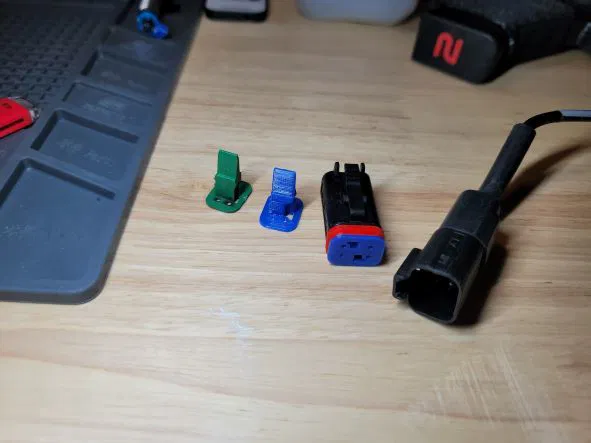 Khóa Nêm Molex 4 Chân - Image 1