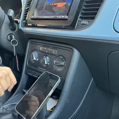 Dock Sạc MagSafe 12V Cho Xe Hơi