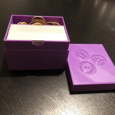 Hộp đựng trò chơi bài Truffle Shuffle gọn gàng