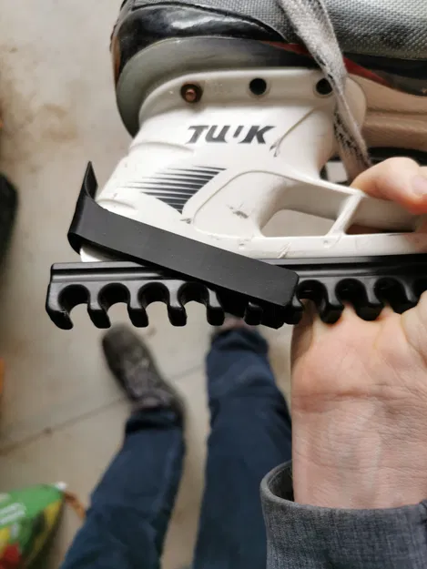 Chốt Cao Su Bảo Vệ Giày Trượt Băng - Image 1