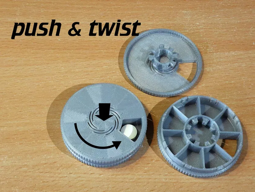 Hộp Đựng Thuốc Có Khóa Xoay Linh Hoạt - Image 1