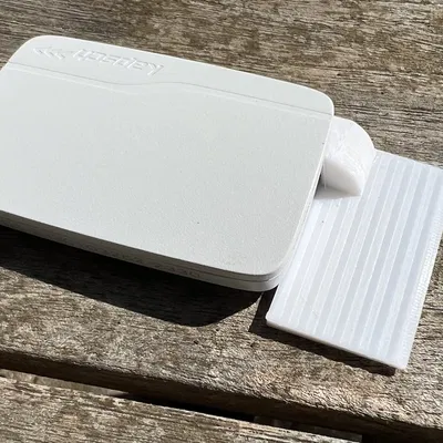 Giá đỡ thẻ Telemaut Telepeage gắn giữa mui xe và kính chắn gió