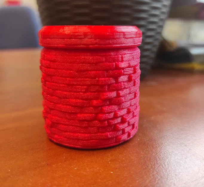 Hộp đựng có nắp ren và họa tiết độc đáo - Image 2