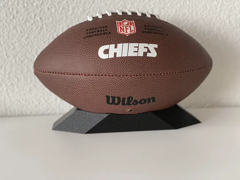 Chân Đế Bóng Đá Kiểu Mỹ Tự Thiết Kế - Image 1