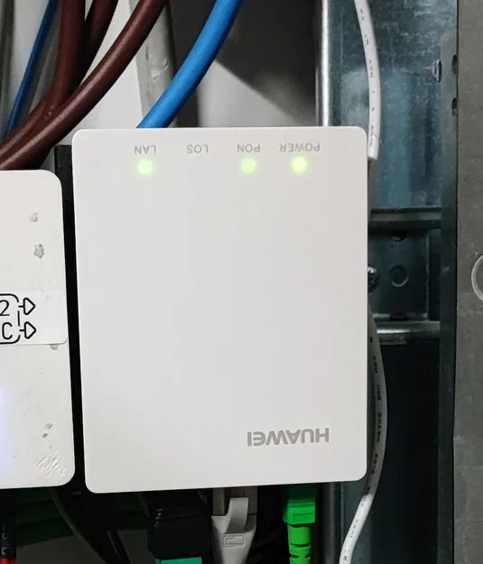 Giá đỡ DIN rail cho Huawei OptiXstar EG8010Hv6 - Image 1