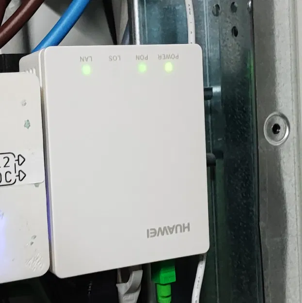 Giá đỡ DIN rail cho Huawei OptiXstar EG8010Hv6 - Image 2