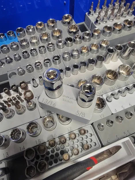 Khay Đựng Cốt Bugi Gridfinity - Image 1