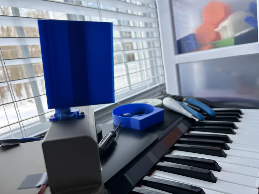 Thuyền Khí Động Học Mini Một Motor - Image 9