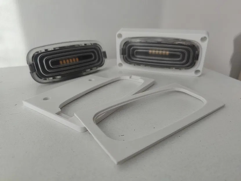 Bộ Chuyển Đổi và Vỏ Đèn Trần Xe Mercedes Sprinter (VS30) - Image 1