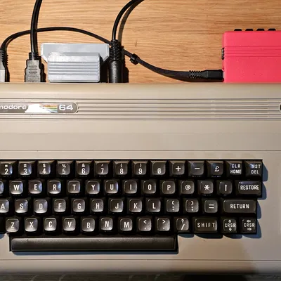 Ultimate 64 - Bộ chuyển đổi từ cổng Tape sang User Port