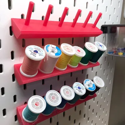 Giá đỡ cuộn chỉ Skadis