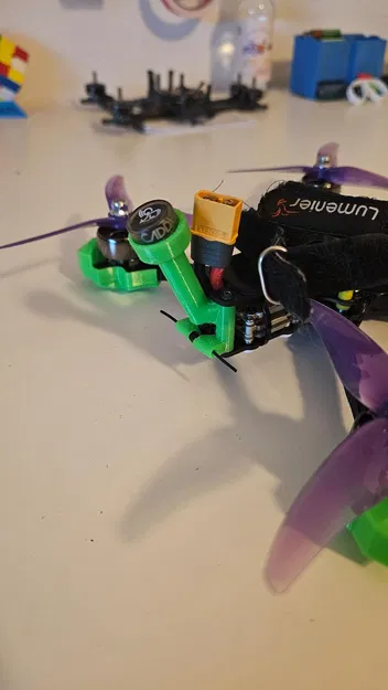 Giá đỡ ăng-ten TBS Source One V5 caddx vista / ERLS - Image 1