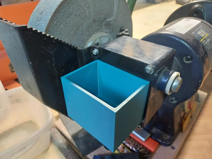 Bình Chứa Nước Làm Mát Cho Máy Mài - Image 1