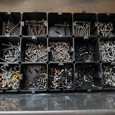 Hộp đựng ốc 50x50