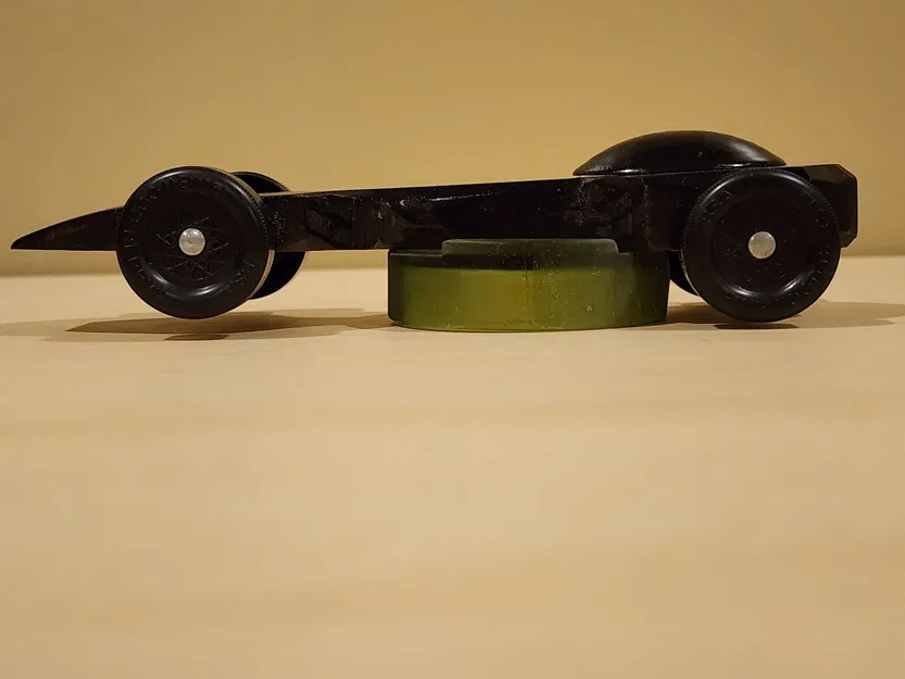 Chân đế xe Pinewood Derby - Image 3