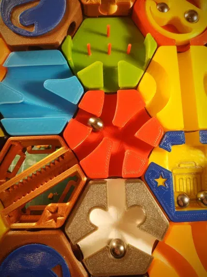 Tấm H Cho Bàn Cờ Hextraction - Image 1