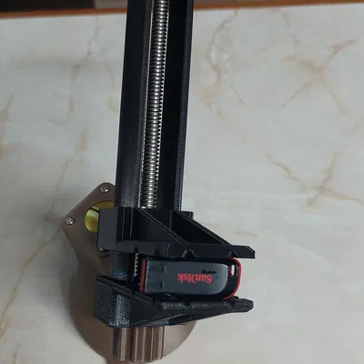 Ray trục vít me và bộ gá kẹp cho ê tô xoay