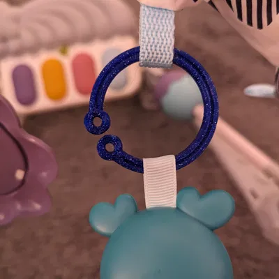 Móc treo đồ chơi em bé đa năng