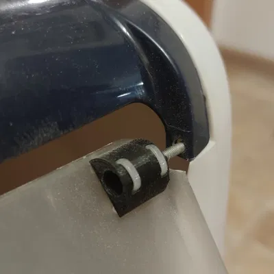 Chế Cửa Hộp Cát Vệ Sinh Bị Gãy