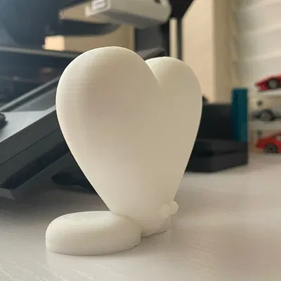 Mô hình trái tim có mông xinh