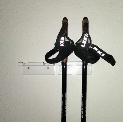 Giá Treo Tường Cho Gậy Đi Bộ/Nordic Walking