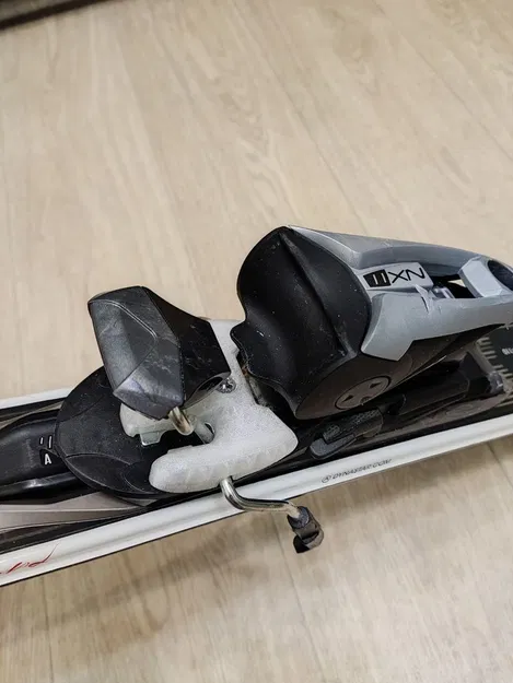 Giá đỡ chặn cho ván trượt tuyết NX II Look - Image 2