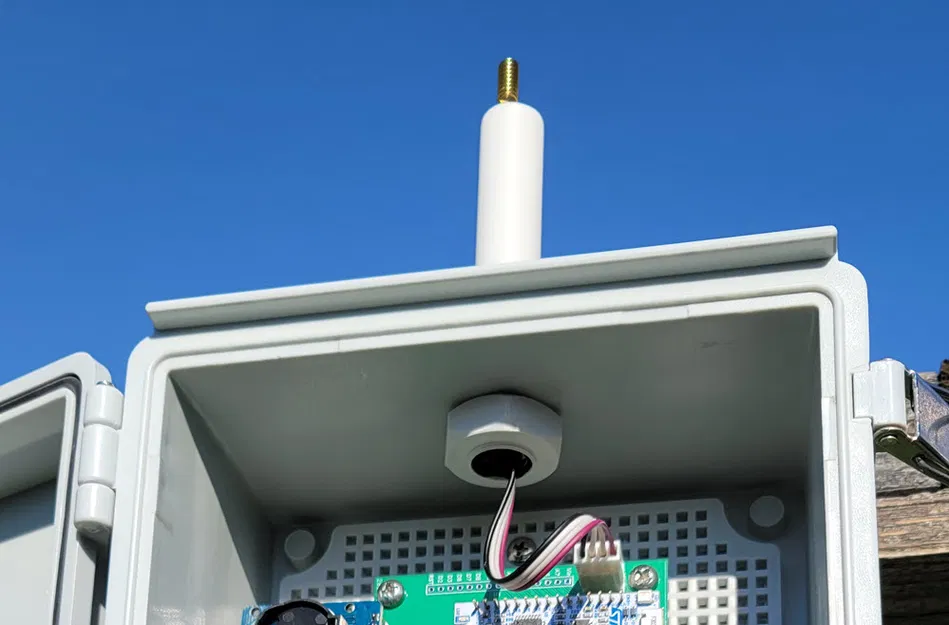 Vỏ Radio LoRa REYAX RYLR998 Chống Thấm Nước - Image 1