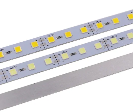 Giá đỡ Dải đèn LED Góc nghiêng 45° - Image 1