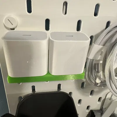 Giá Đỡ Củ Sạc Apple Cho Skadis