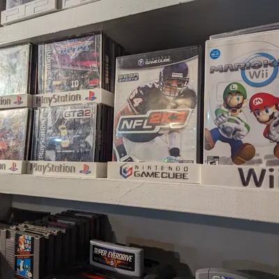 Kệ Trưng Bày Game GameCube