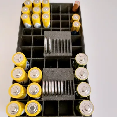 Phụ Kiện Hộp Đựng Pin CR