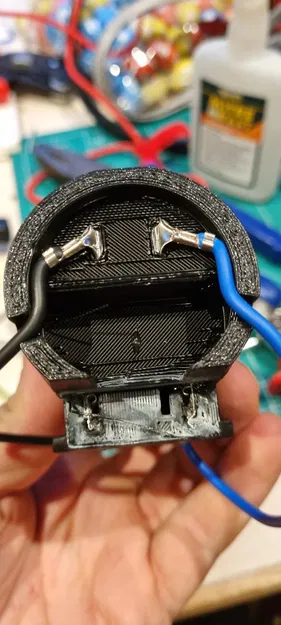 Adapter Chuyển Pin Milwaukee M12 Sang Máy Dewalt 12V - Image 3