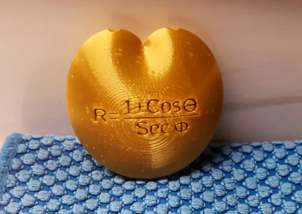 Mặt Dây Chuyền Trái Tim Toán Học - Image 1