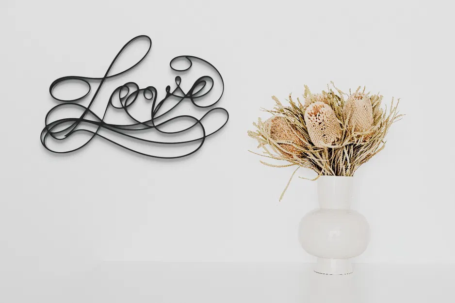 Nghệ Thuật Treo Tường "Love" – Hoàn Hảo Cho Ngày Valentine - Image 1