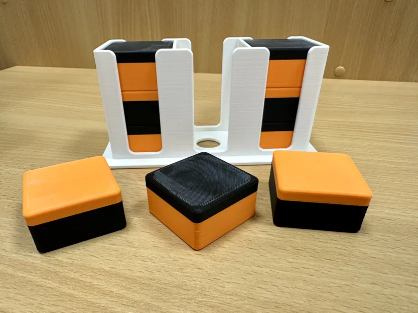 Hộp nhỏ có giá đỡ - Image 2