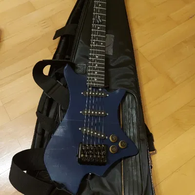 Mô hình Guitar Điện Du Lịch Không Đầu Sparrow V3