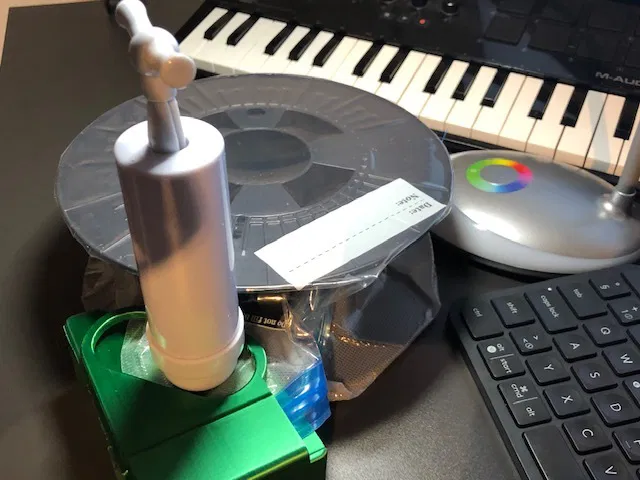 Chân đế bơm cho túi trữ filament hút chân không - Image 4