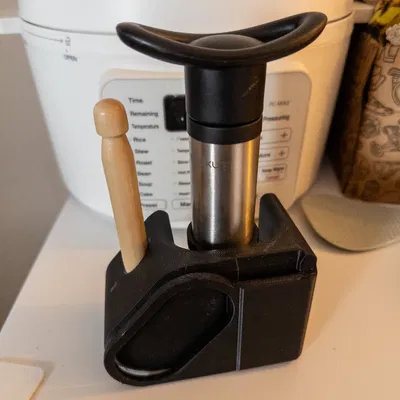 Phiên bản nhỏ gọn của giá đỡ bơm cho túi đựng filament chân không của swissmineral