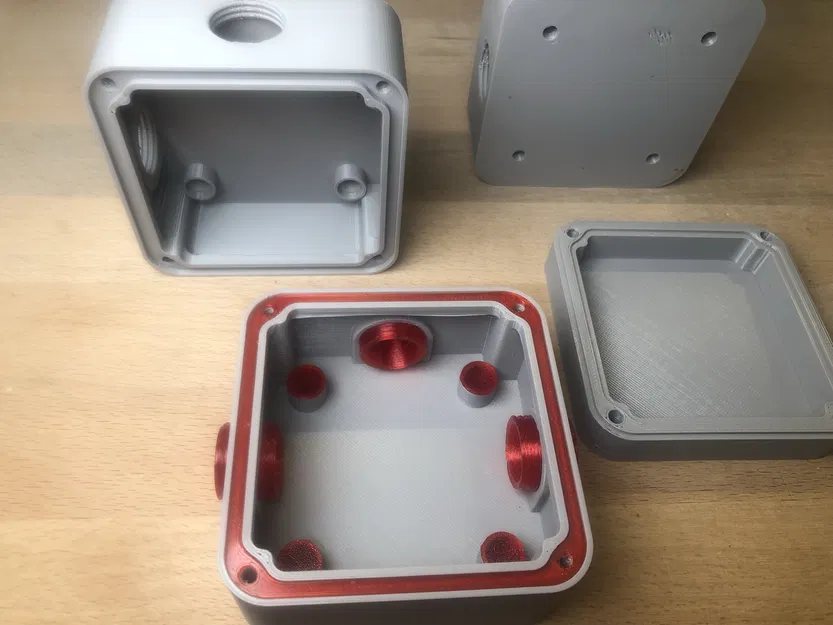 Hộp nối ba cổng có gioăng in được - Image 2