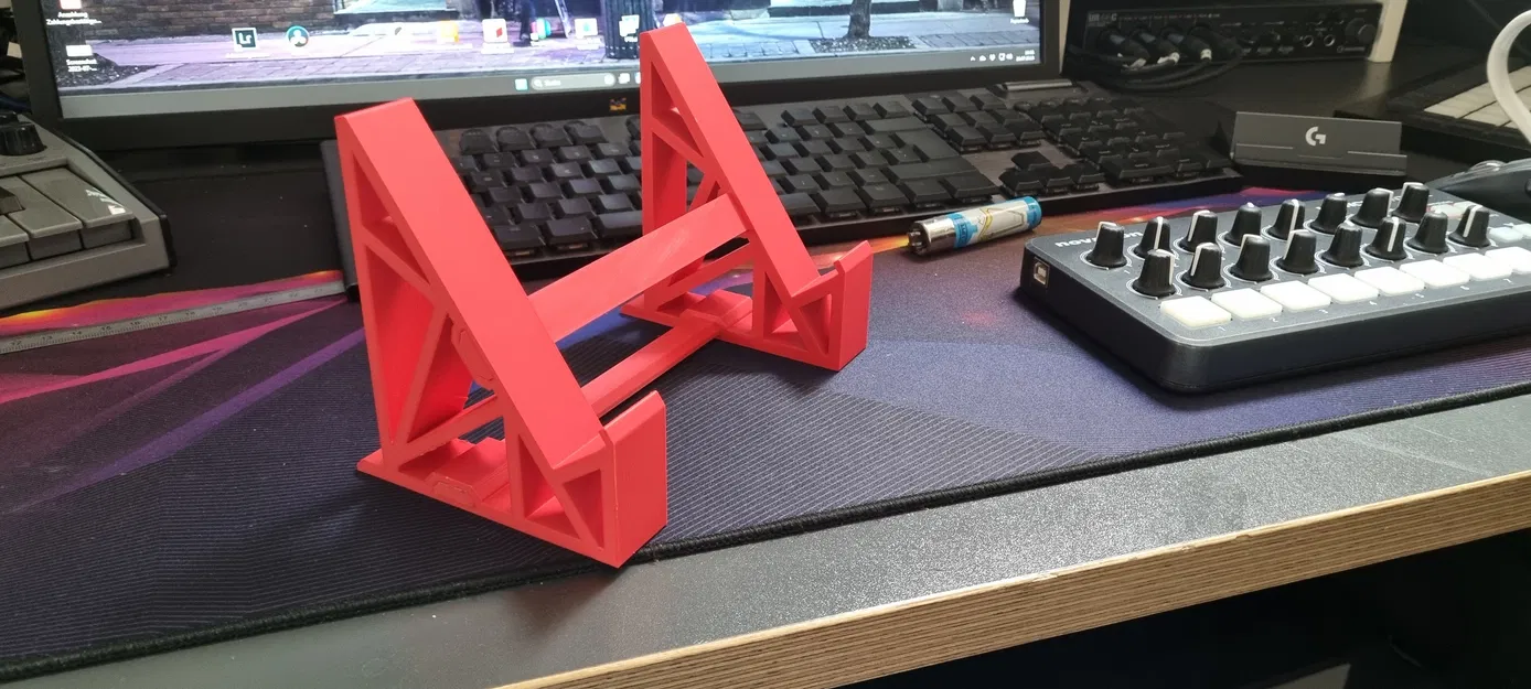 Đế để bàn cho Novation LaunchControl và XL - Image 1