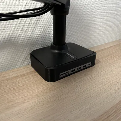 Chân đế hub Satechi cho chân đế màn hình Amazon Basics