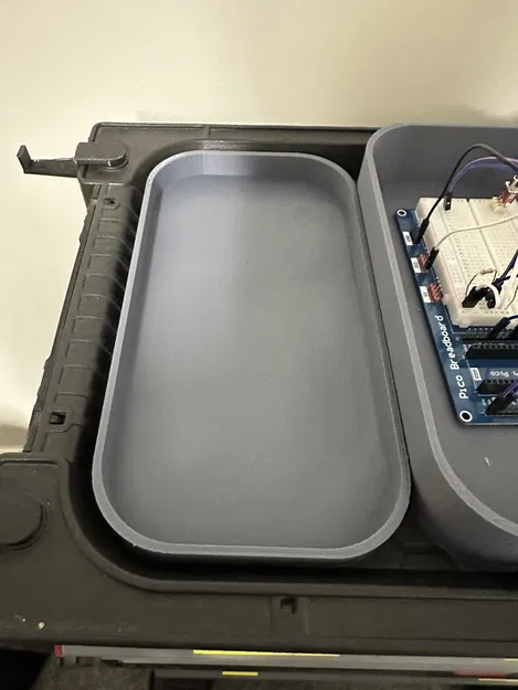 Khay Trên Hộp Đồ Keter - Sâu 18mm - Image 1