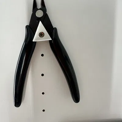 Giá đỡ Kìm Cắt