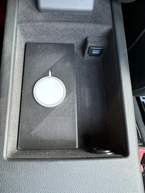 Giá Đỡ MagSafe Cho Bệ Trung Tâm Audi A6 C7 - Image 1