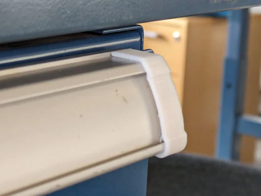 Miếng Thay Thế Bảo Vệ Góc Hộc Tủ Treston - Image 2