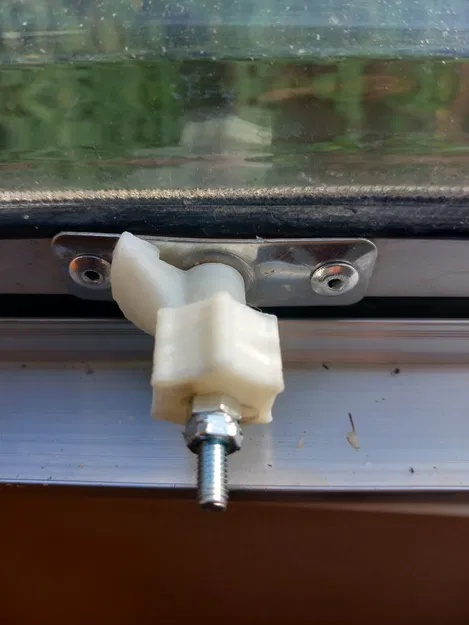 Khóa Cửa Sổ Xe Caravan - Image 3