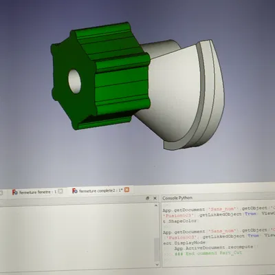 Khóa Cửa Sổ Xe Caravan